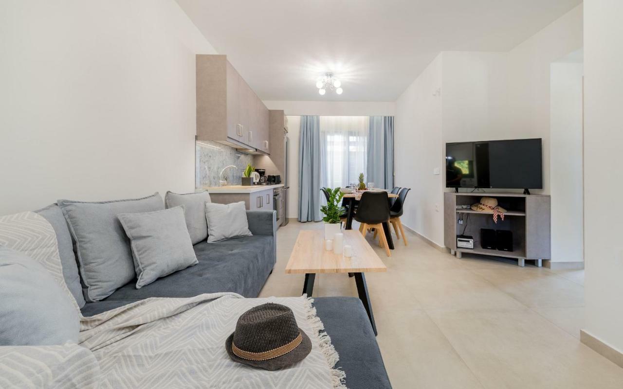 Jasmine Suites With Private Pool Tsilivi  Extérieur photo